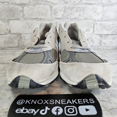 New Balance 991 Made in UK Grey White Sneaker W991GL Women's New Balance 991 Made in UK Grey White Sneaker W991GL Women's