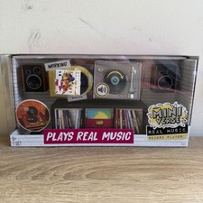 MGA's Miniverse Real Music Record Player, Mini Collectibles Mini Playable Record