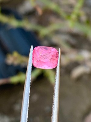 1.22carat natural mahenge spinel  Gemstone From Tanzania