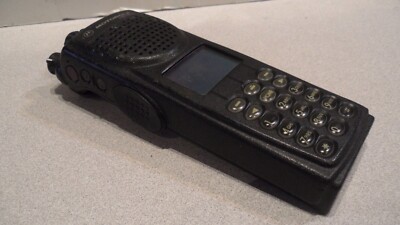 Motorola XTS 3000 800 MHz H09UCH9PW7BN w/Keypad FM Two Way Radio