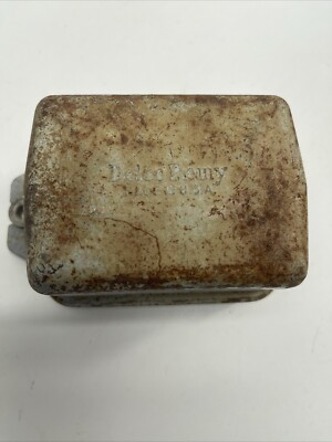 Original 1950s Delco Remy Chevrolet and GM Voltage Regulator￼k5