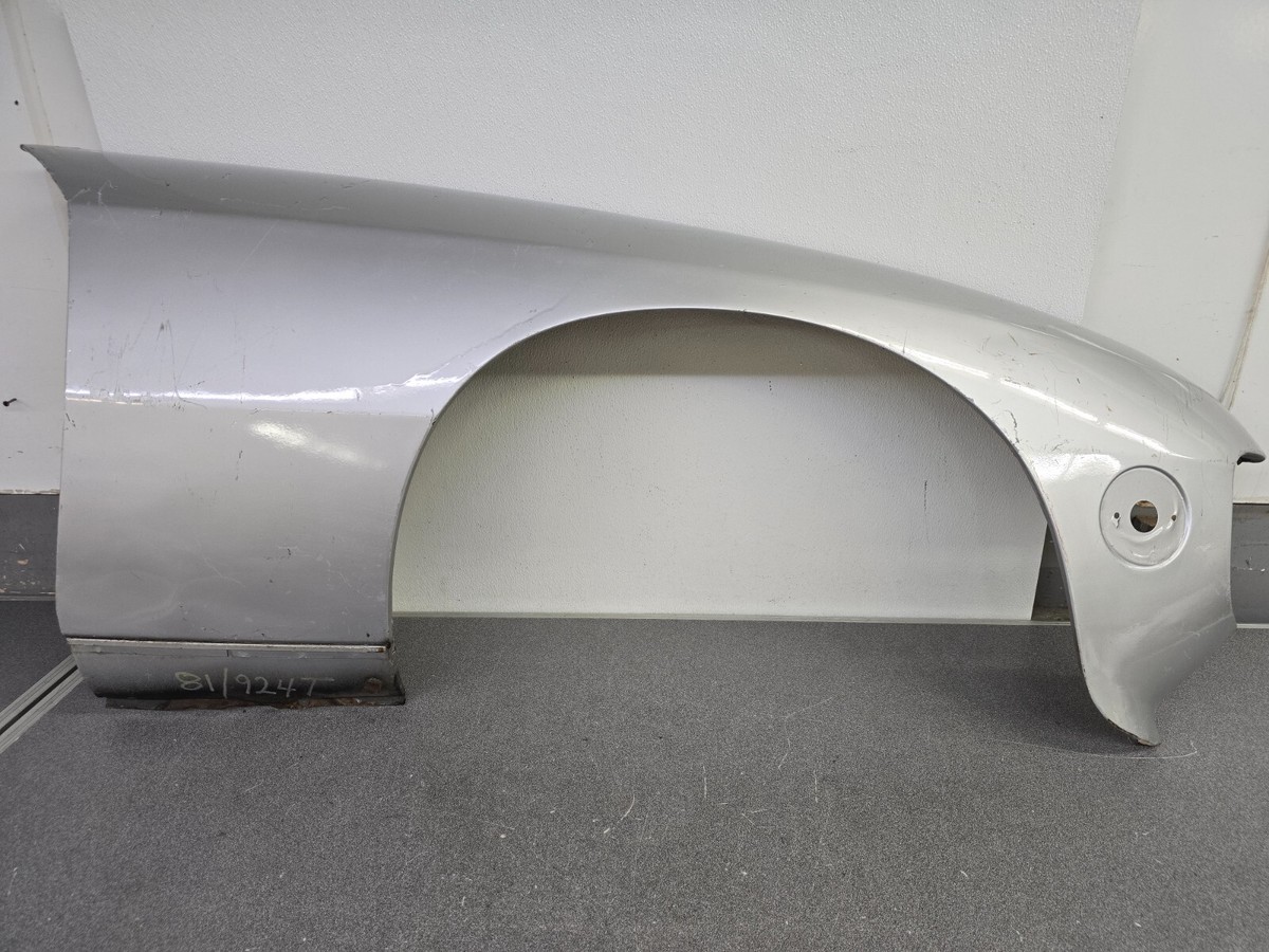 USED ORIGINAL GENUINE PORSCHE 924 924S RIGHT FRONT FENDER SILVER