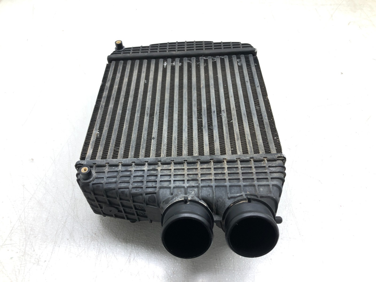 Maserati Ghibli 2014-2019 FRONT+RIGHT Intercooler