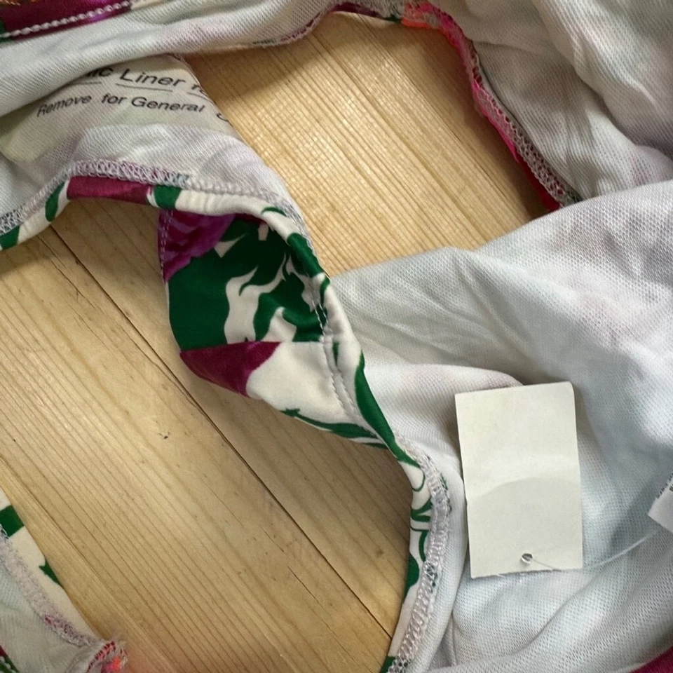 湿密封 花卉比基尼套装,带红色肩带。 全新带标签。 中号/底部小号/上衣 — 第 3/4 张图片