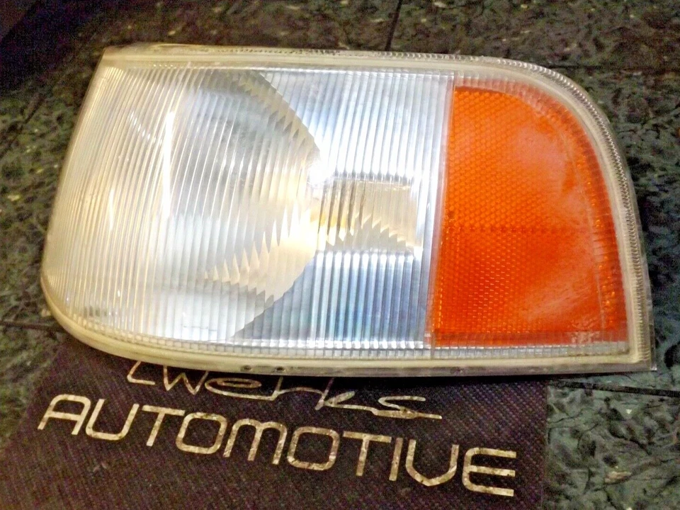 OEM 95-97 Volvo 960 S90 V90 lâmpada de lente de luz de sinal pisca-pisca canto esquerdo frontal FL - Imagem 2 de 4