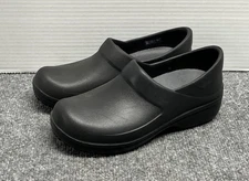 Crocs Womens Neria Pro II Clog Black Size 6 M