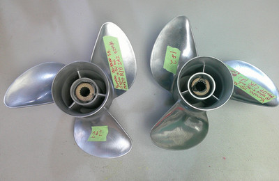 Pair of Used OEM Yamaha 150-300HP 15 Spline 13 3/4x17 Pitch Stainless Propellers