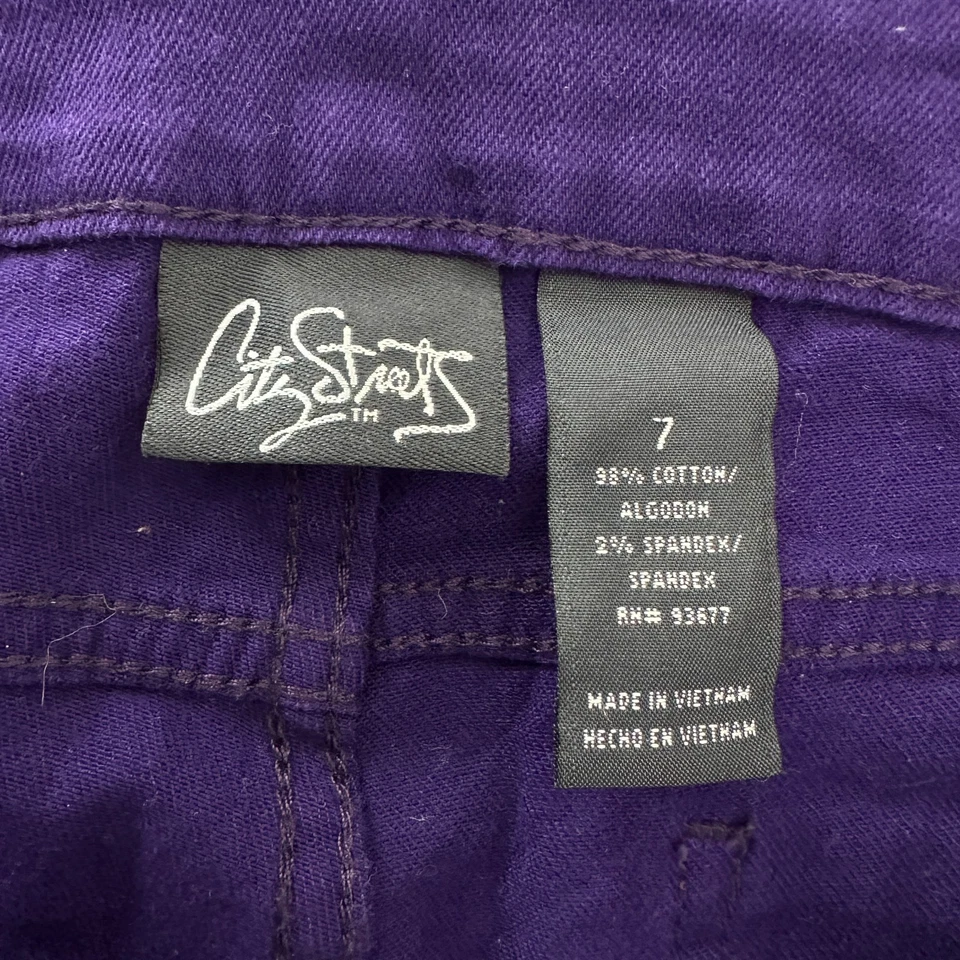 Pantalones de mezclilla para mujer City Streets ajustados talla 7 morados Foto 3 de 4