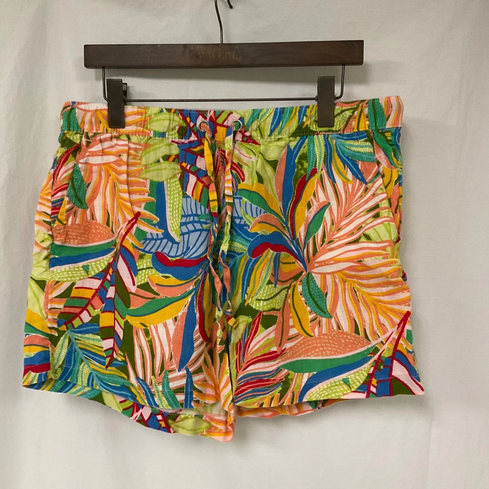 C&C California 100% Linen Shorts Tropical Floral Hawaiian Beachy Size Medium XL