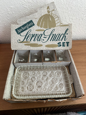Vintage Hocking AnchorGlass Serva-Snack Set Original Box