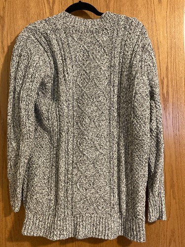 Suéter para mujer LL Bean Signature talla L tejido con cable jaspeado negro cuello en V - Imagen 3 de 4