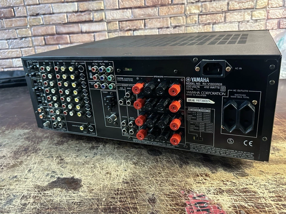 Yamaha Ricevitore RX-V 1300 RDS senza telecomando ma funzionante - Immagine 4 di 4