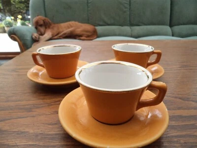 ENSEMBLE DE 3 TASSES CERAMIQUE Ets Leveille-Mabit - bd de Ménilmontant Paris XI - Photo 1/4