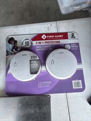 First Alert 2 in 1 Smoke and Carbon Monoxide Alarms-2 Pack 10 Year Battery SKU 2