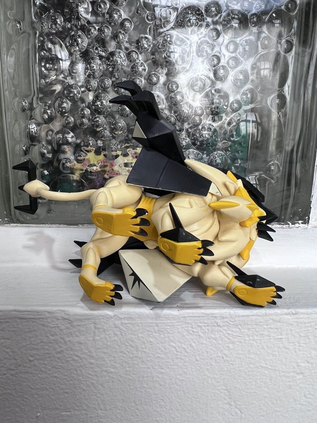 MONCOLLÉ Figure ML-16 Necrozma Solgaleo