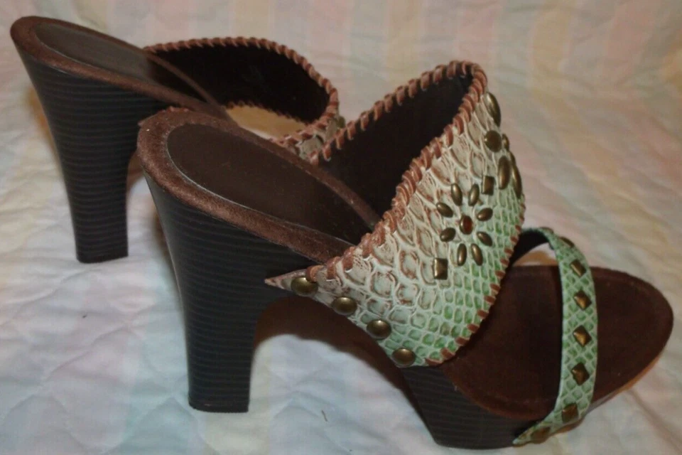 Zapato Amanda Smith Verde Cuero Tachonado Tirantes Plataforma Tacón Bloque Talla 10M Foto 4 de 4