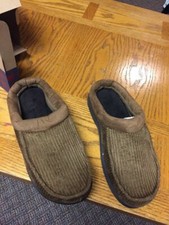 Dearfoams Mens Memory Foam Slippers Brown S 7-8 New Without Box Brown