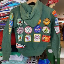 1970s Girl Scout Patch Hoodie Vintage Girls Montgomery Ward Sweatshirt Green