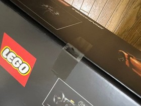 LEGO Technic Porsche 911 GT3 RS Set 42056 Model Car 2704 Pieces Unused