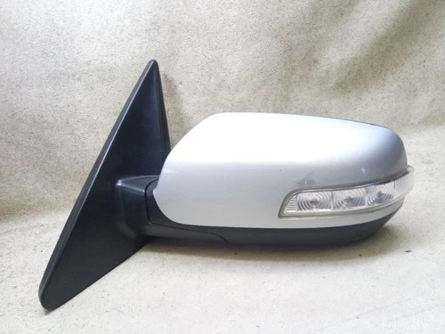 Driver Left Side View Mirror Power Turn Signal Silver 14-15 KIA SORENTO d189
