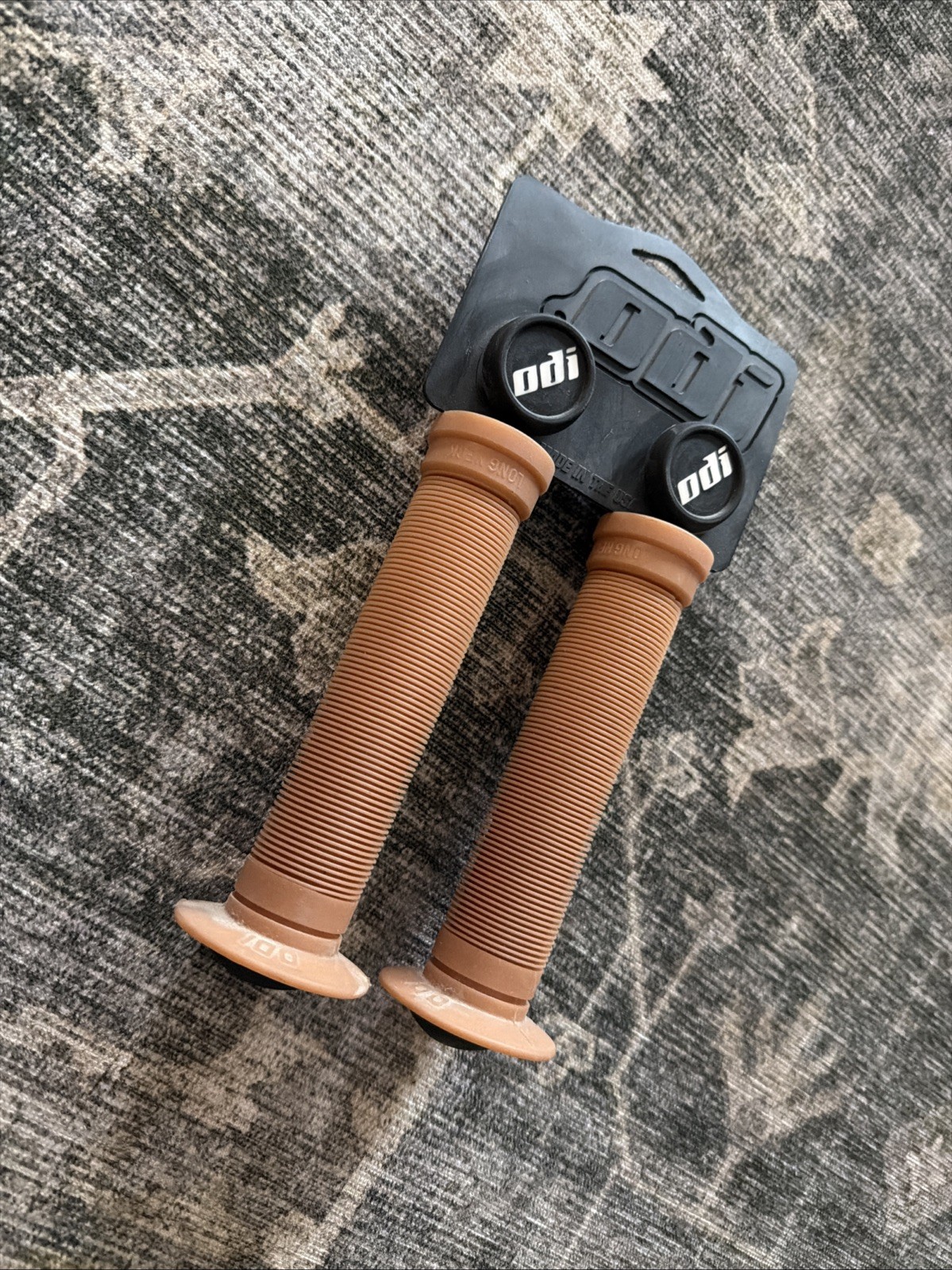 New ODI Longneck BMX Grips 143mm Dirt Bike Street Park Grips Scooter BMX Brown
