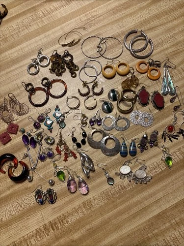 Mixed Costume Jewelry Lot Earrings Silver Vintage Gold Beaded