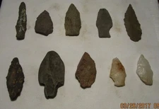 Ancient Arrow Heads From the Tennessee/Kentucky Area. Size  From 1 to 2 inches.