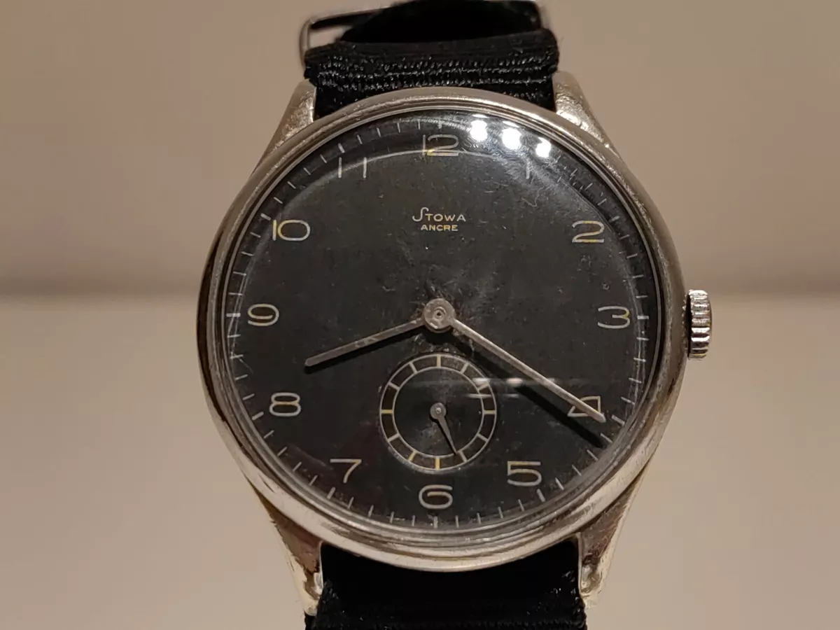 Stowa military hotsell watch