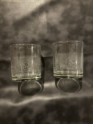 MAKER'S MARK BOURBON LIMITED EDITION HOLIDAY PROMO 2024 SIV ROCKS GLASSES (2)