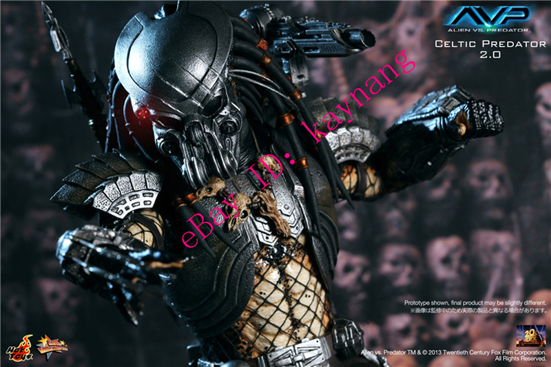 HOT TOYS MMS221 Alien vs. Predator 1/6 Celtic Predator Action