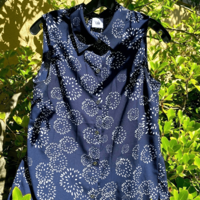 Cabi Dandelion Wish Top Sleeveless Blouse in Navy Size S