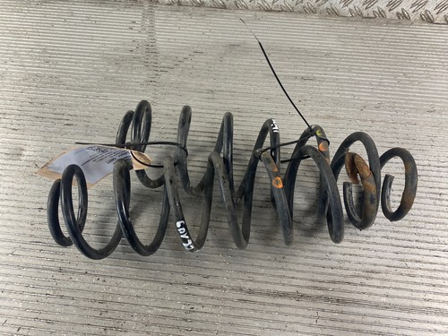 64977 Federn Hinterachse 2x Orange, Weiß 1x Gelb SEAT Ibiza IV 6J 8Z0511115AN