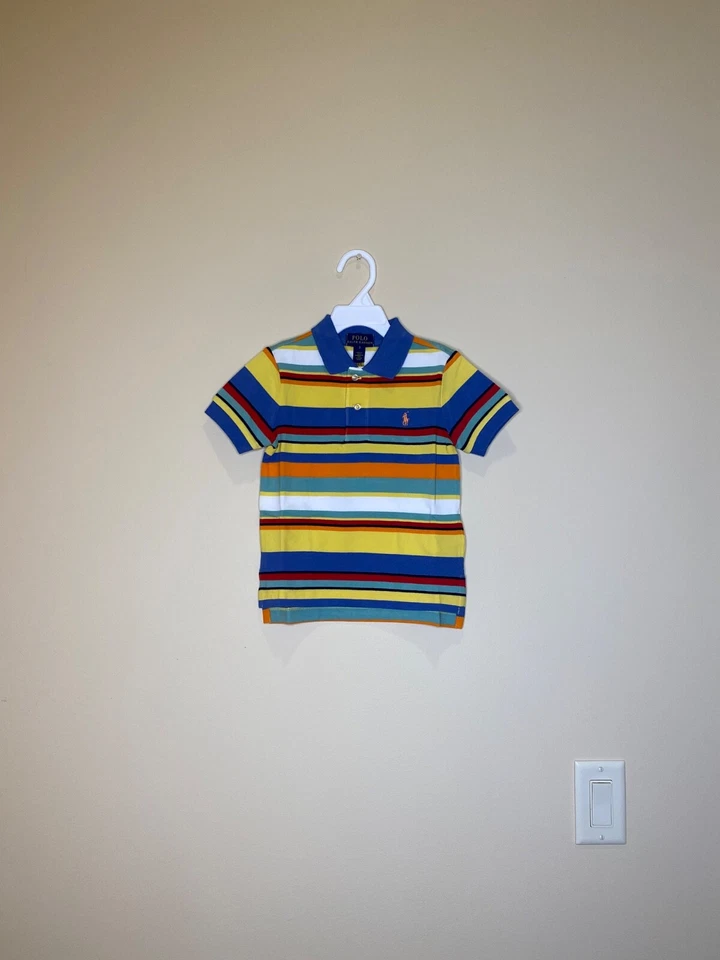 Polo Ralph Lauren Niño Niño Pequeño 5T Amarillo Multi Conjunto Corto. Algodón fresco casual.  Foto 2 de 4