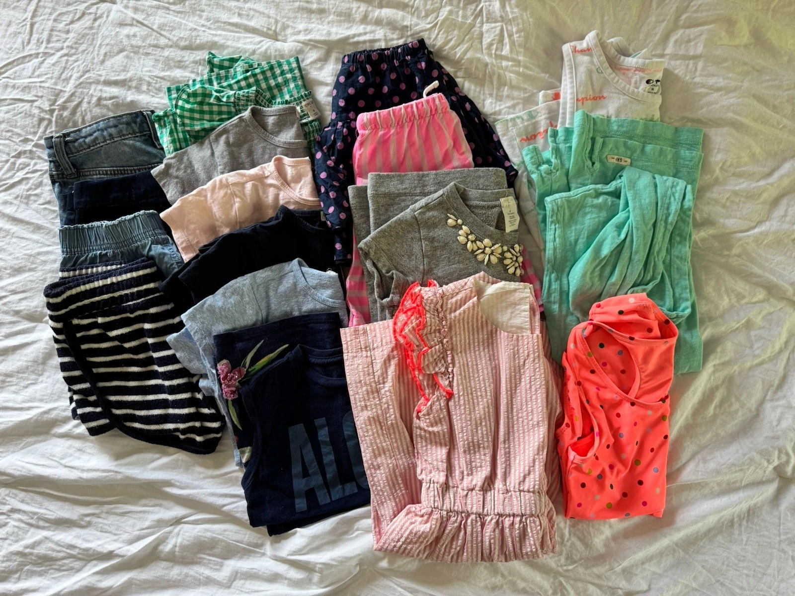 17 Piece Girls Size M/8 Gap, Crewcuts & Champion Summer Clothes Lot