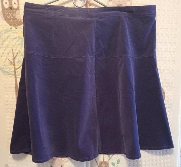 Women Jessica (C&A) Skirt Purple Velvet 40 / L /