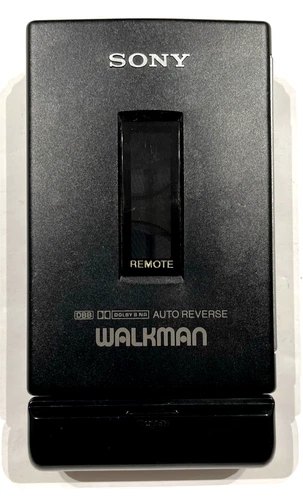 SONY WM-607 walkman cassette player Made in Japan DBB Reverse Dolby