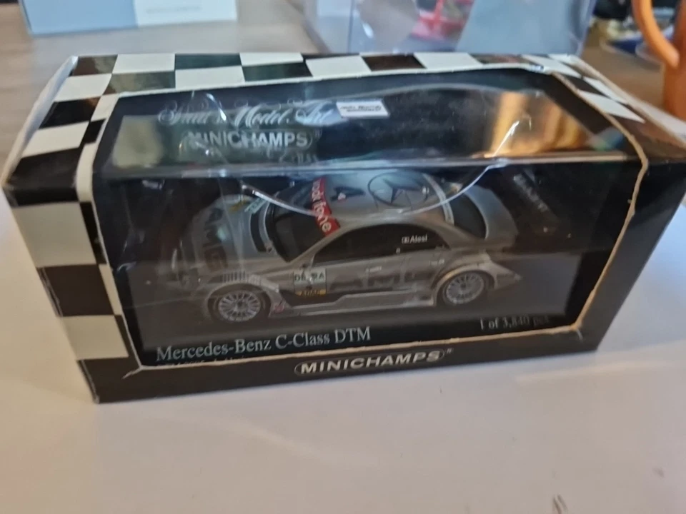 Minichamps Mercedes Benz Classe C DTM 2005 J. Alesi 1/43 400053504 - Photo 4/4