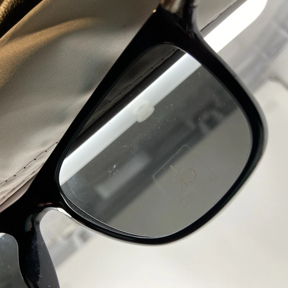 CALVIN KLEIN CK3160S 001 55-17-130 GLOSSY BLACK W/ GRAY SUNGLASSES OI98 - Image 3 of 4