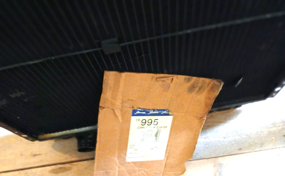 Radiador nuevo, modelo beta/soldadura, # 1R996, 18 06-00 Foto 4 de 4