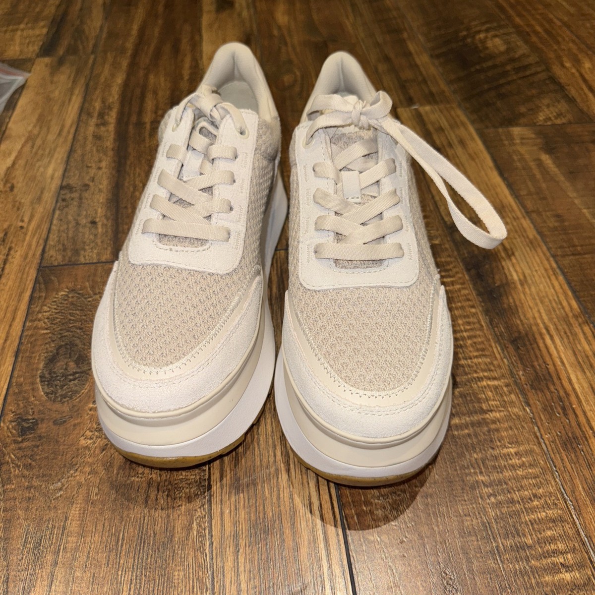 UGG Taelan Lace Up/ Women Size 8.5 | eBay