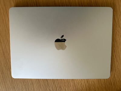 Apple MacBook Air 13.6