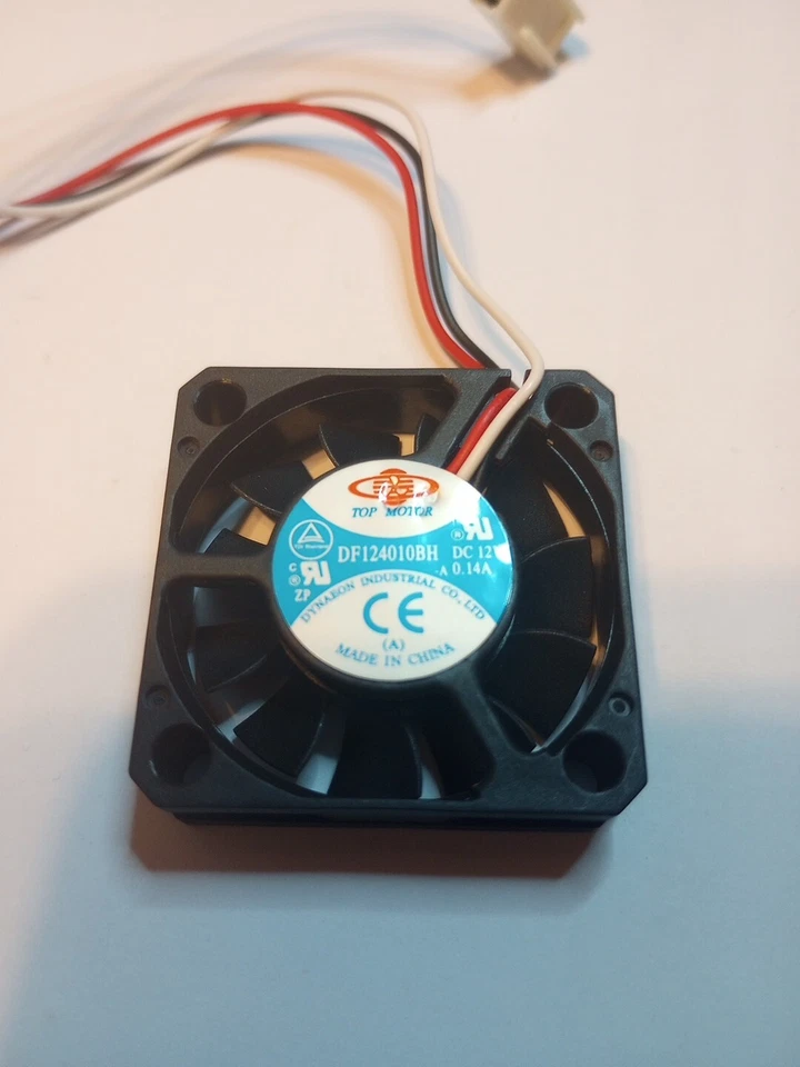 Dynatron DF124010BH 40x40x10mm Fan - Image 3 of 3
