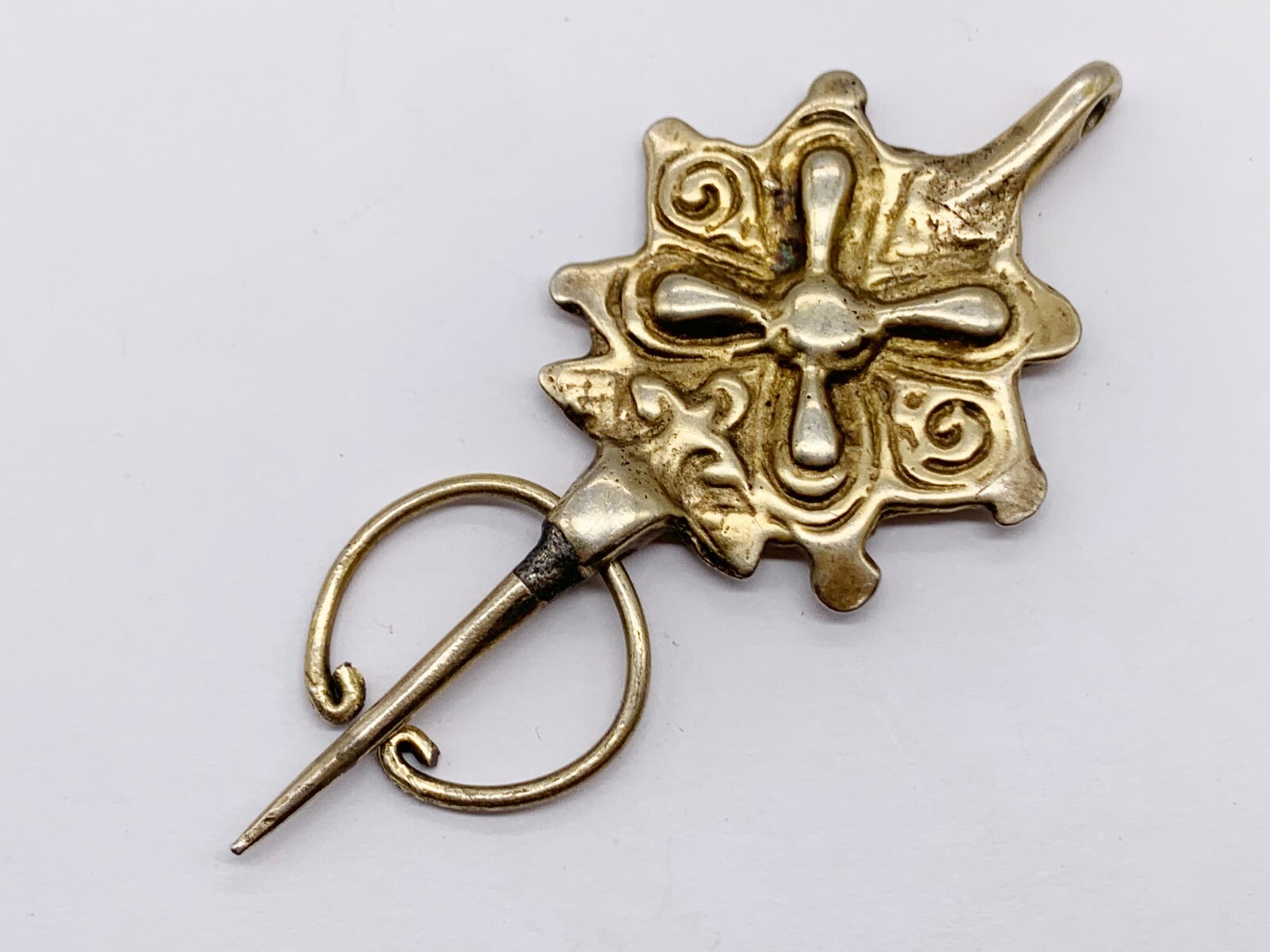 ANTIQUE  SOLID SILVER GOLD WASHED GILT FIBULA BRO… - image 1
