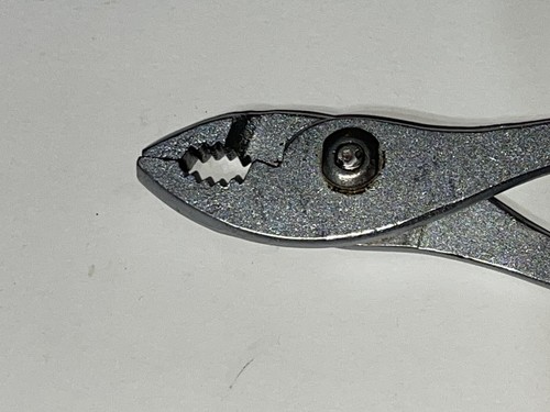Vintage Unbranded U.S.A. 6-3/4" Slip Joint Pliers,Angled Narrow 3/16" Jaws - Picture 10 of 11