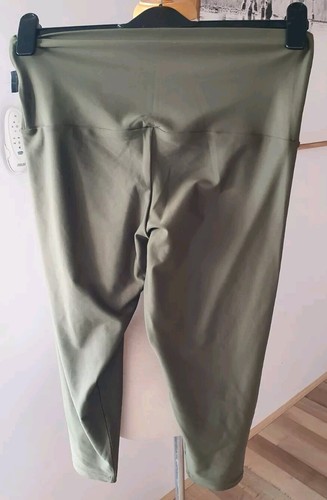 EXOTICATHLETICA dark khaki green cropped work out pants - XL - BNWOT - Picture 2 of 2