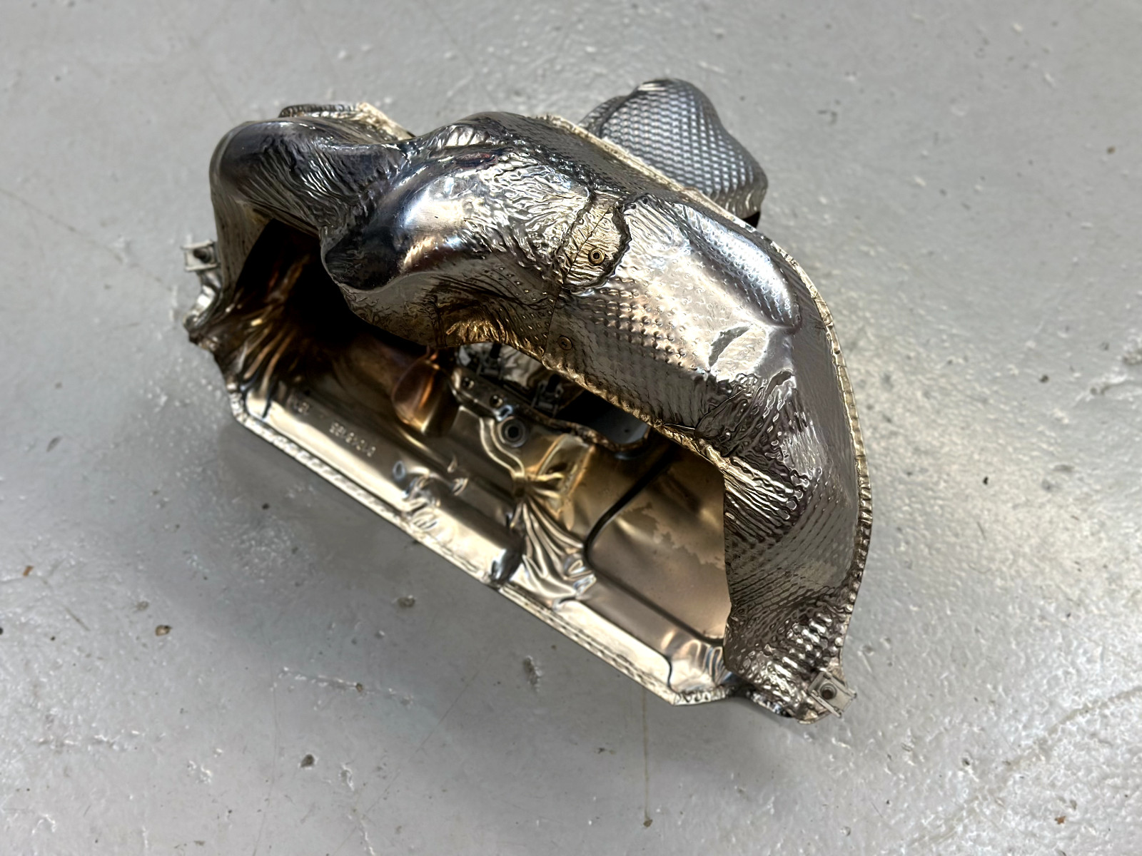 McLaren 720 765 Exhaust Heat Shield assembly Right 01048195 01299425 OEM used
