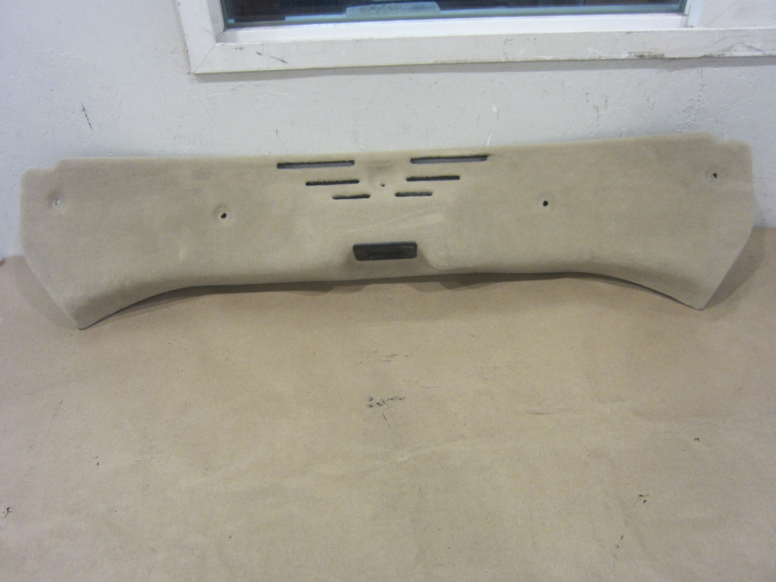 Maserati Quattroporte 05-06 - Trunk Latch Cover Carpet - Beige - P/N 981306300