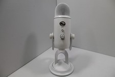 Blue Yeti USB Condenser Microphone Blackout Silver With Heavy Desktop Stand