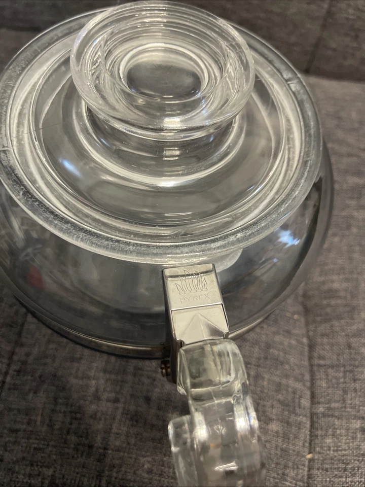 Pyrex Flameware 6 tazas cafetera de vidrio con tapa 8126-B Foto 2 de 4