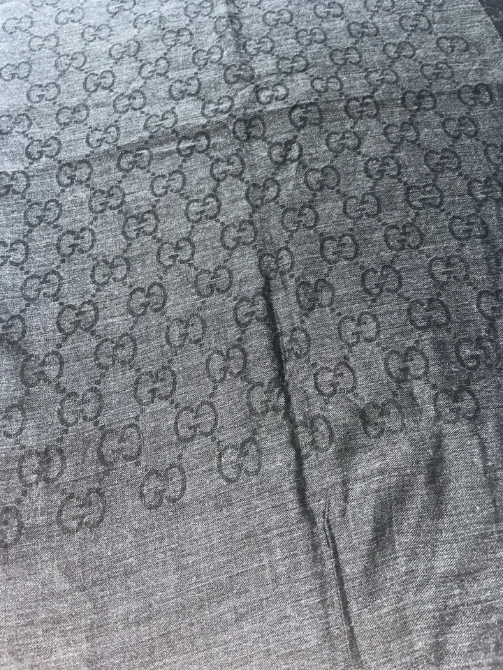 Sciarpa Gucci misto lana/seta - Imagen 2 de 4